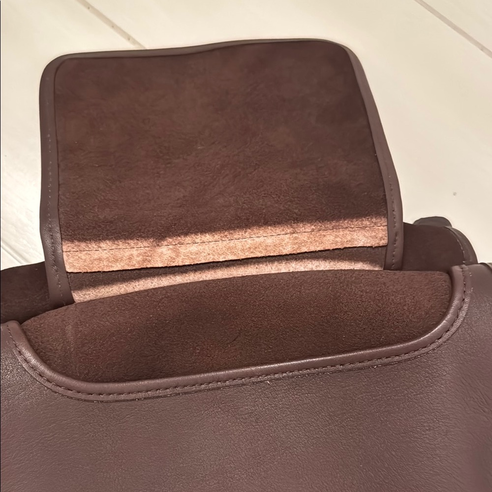 ⭐️SOLD⭐️Coach Hippie Flap Brown Leather Vintage Bag 9135 - Picture 6 of 13